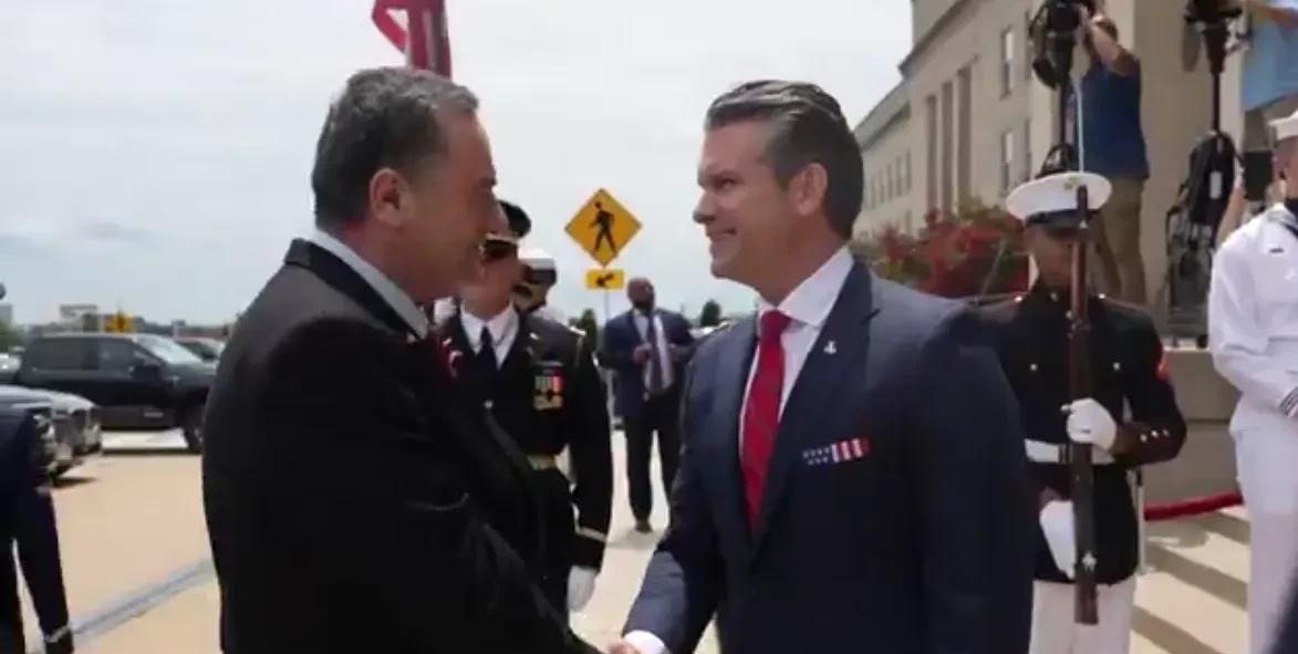 7月20日，早晨看点，以色国防部长卡茨在五角大楼与美国国防部长赫格赛斯会晤！又在