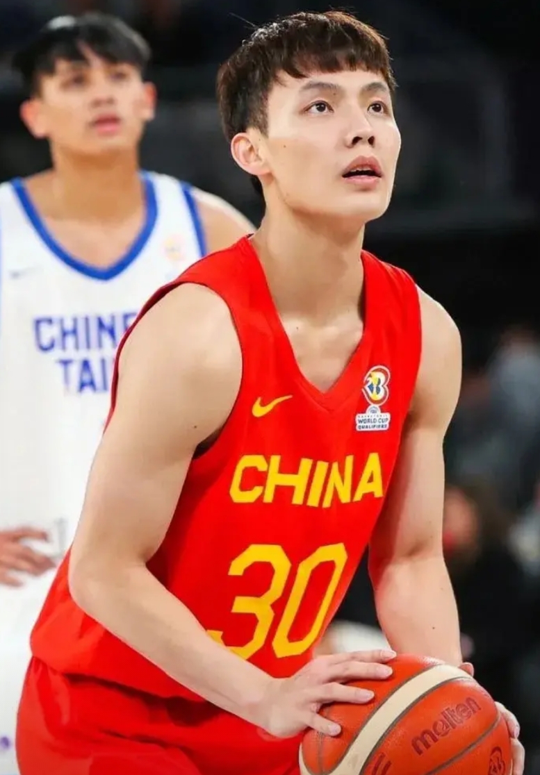 徐杰：没觉得河村勇辉比我强！

我觉得他这话没毛病，看过不少河村勇辉比赛，也就那