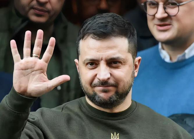 不装了！乌克兰总统泽连斯基在最新的表态中明确拒绝了联合国向乌克兰派遣维和部队的可