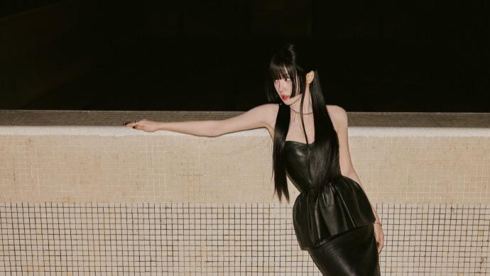 宋雨琦的时尚街拍，这感觉是不是超棒的，nice！