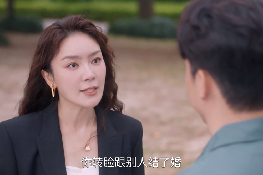 《绽放的许开心》全剧“第二渣”出现了。
 
就是这个叫宋燃的男人。
 
宋燃跟黎