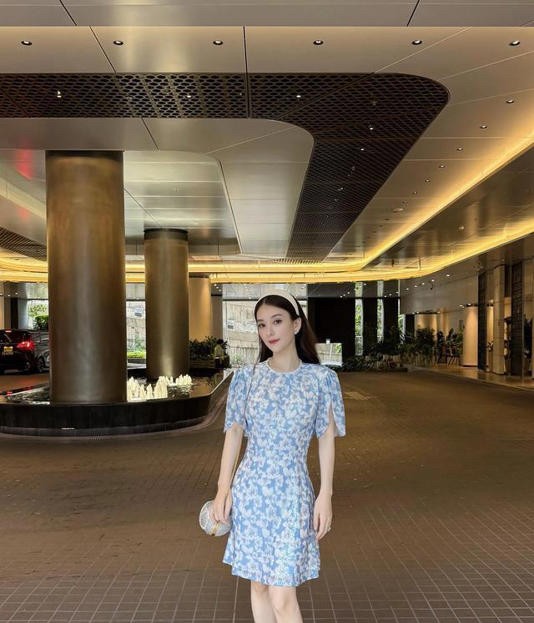 方媛能大胆生三胎，
给所有女人都提了个醒。
无论你身材再好、再漂亮，也千万要有自