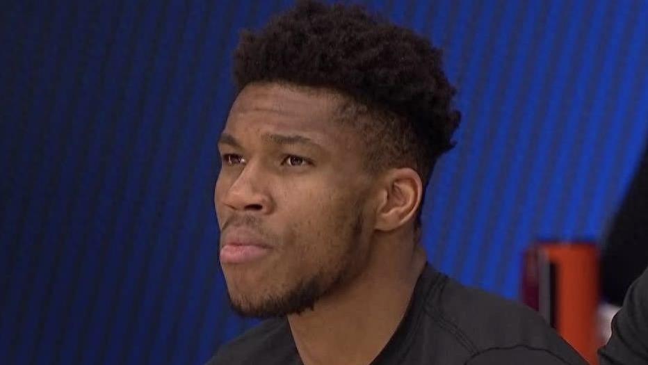 坎宁安29分活塞轻取勇士，库里伤退勇士值得梭哈字母