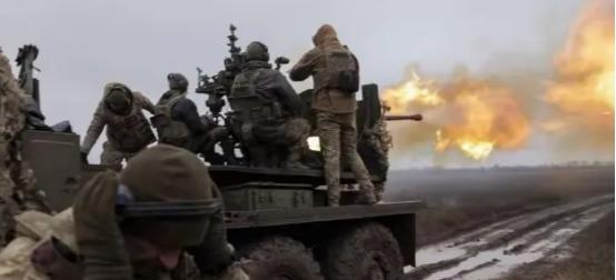 瓦格纳发布招兵公告，签约就给300万卢布奖金，分配到俄乌前线，非洲控制区。属于瓦