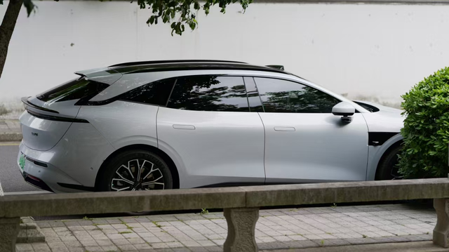 007GT提车日记
智能驾驶：
因为之前看的车是阿维塔，所以对华为的智驾能力有一