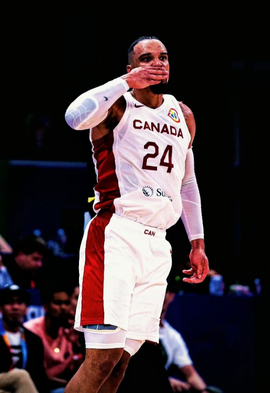 狄龙真的是把自己身价打出来了
狄龙对这支太阳真的太重要了，我只是假设哈，如果狄龙