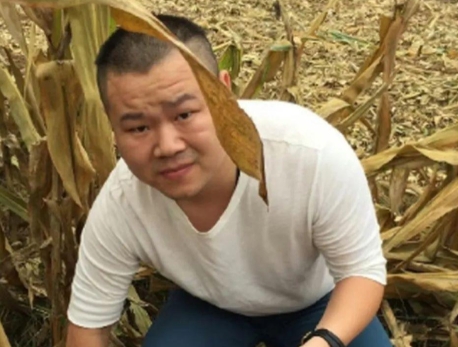 在这样一个充满欢笑和共鸣的夜晚，“春晚等着你”这个环节尤为引人注目，因为它特别邀