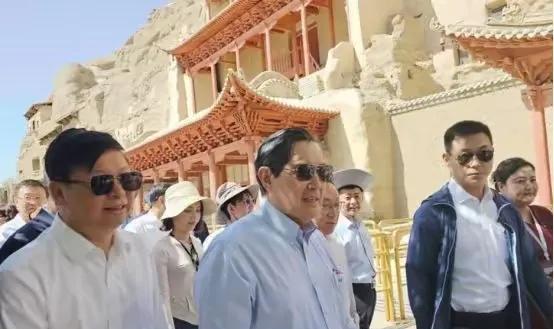 马英九还是那套不独不统不武！
这不就是不独不统不武吗，麻烦马英九下次不再来大陆了