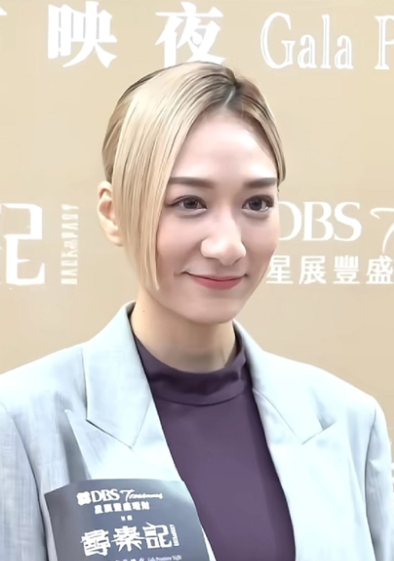 真的有徐少强的基因，女儿像爹，还真是徐少强+雪梨的影子