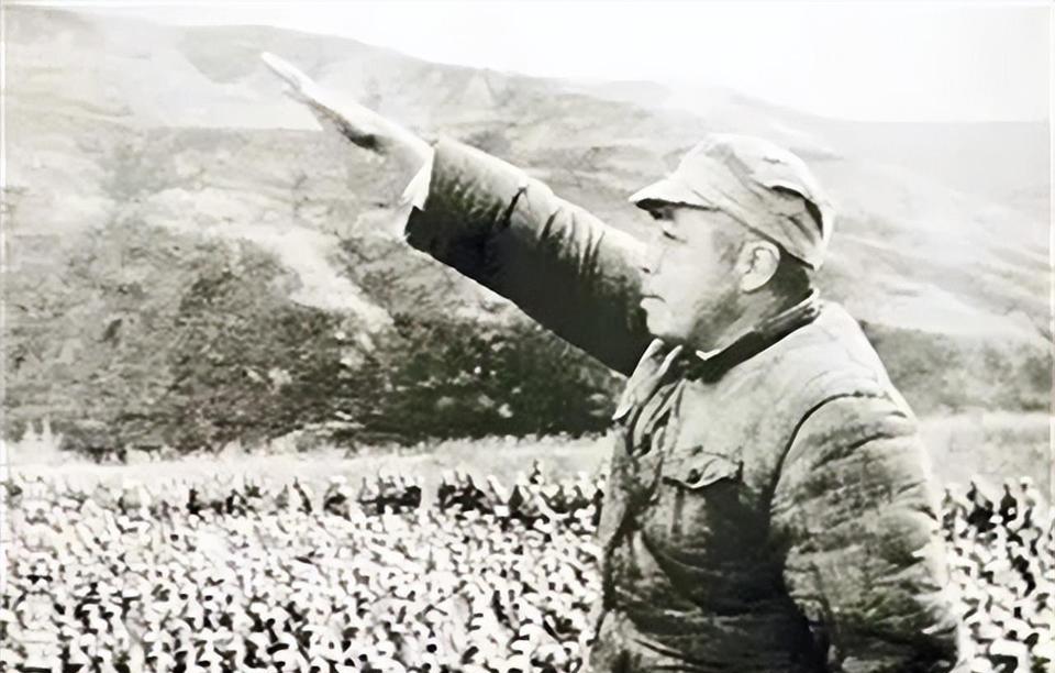 1941年12月，太行山八路军总部传来一声枪响，惊动了彭老总。他循着枪声赶来，发