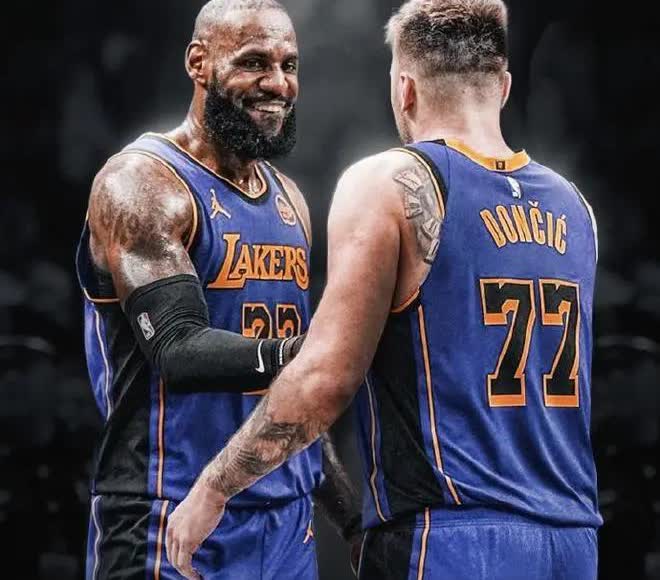 东契奇4年2.29亿美元续约湖人，白菜价了！！！

有的人可能会说，湖人也太