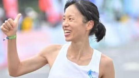 白岩松评张水花事件的警示：扬人所长，与人为善，岂不两全其美？