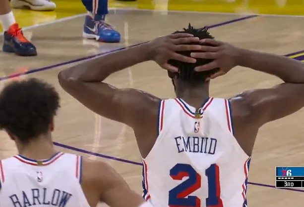 个人发表一下看这场比赛的想法

很明显，大家都看到了最后时刻，小马的进攻选择差强