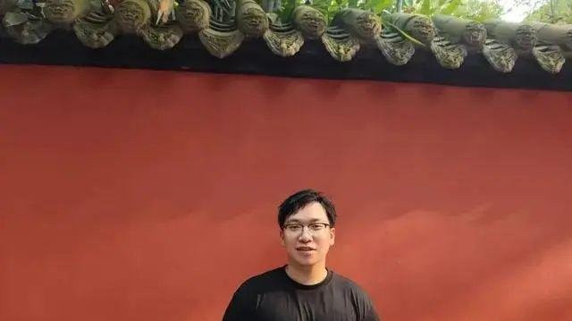 27岁清华博士放弃百万年薪任985高校博导，本人回应：不要焦虑