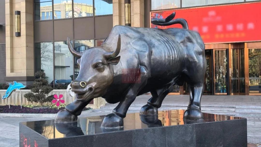 青岛楼市最大变量？“灰犀牛”的砸盘乱局！