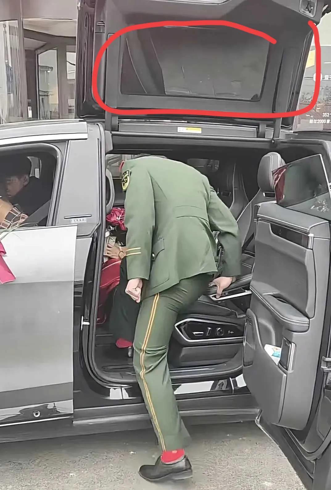 这是什么车，第一次见