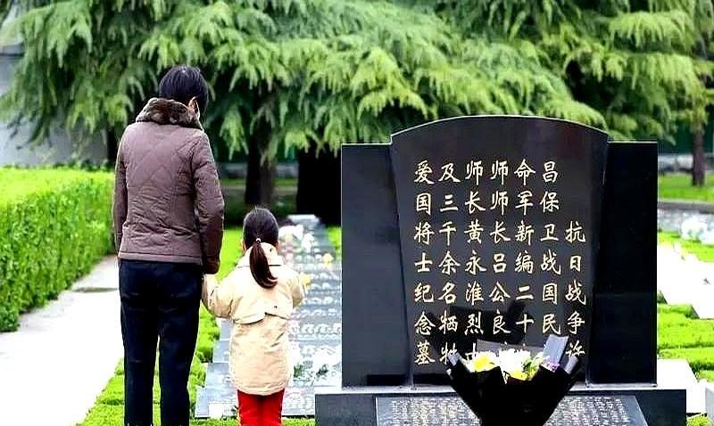 6月15日起！农村土葬、火葬开始一刀切？农村红白事新规出台！
网传6月15日起农