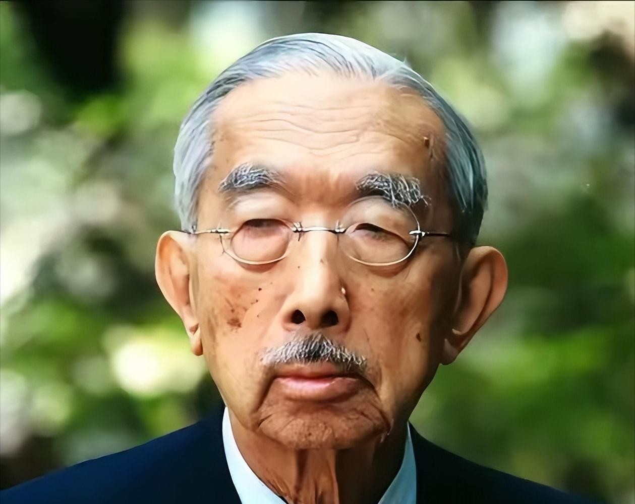 裕仁天皇相貌与侵华罪行



有没有人觉得裕仁天皇的长相就透着一股邪气？别不信，