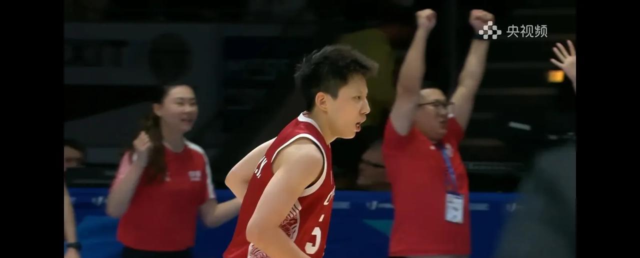 中国女篮胜波兰之四亮点
亮点一 田媛媛1-3号位 技术一流 大心脏大杀器 国家队