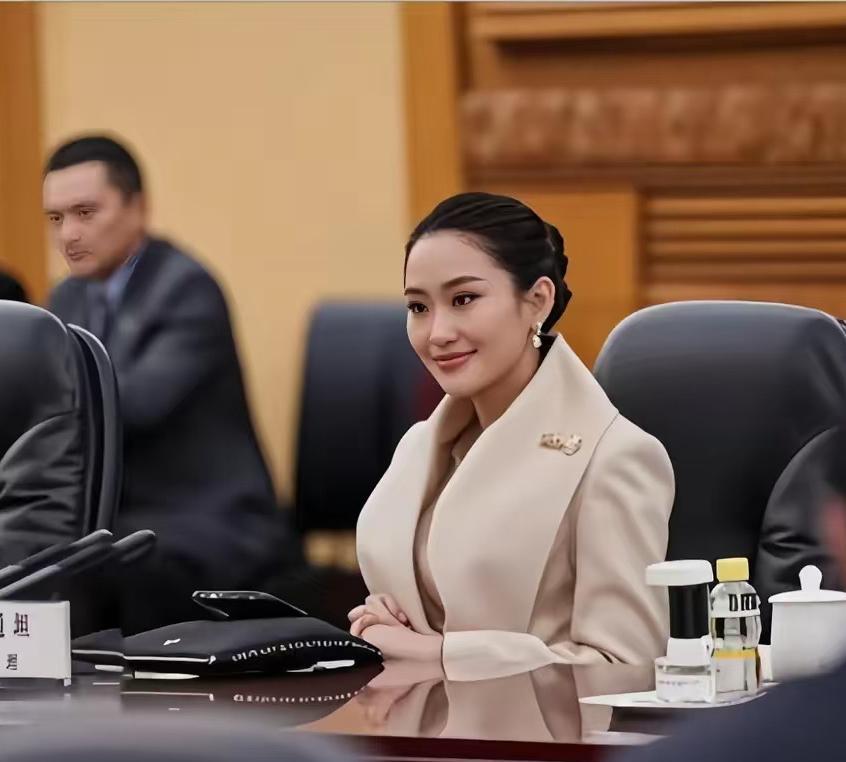 终于知道为什么录音被爆出来后，佩通坦的口碑和人气依旧那么好
不光是佩通坦第一时间