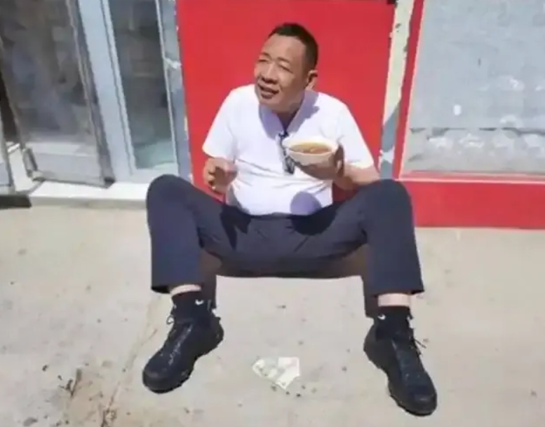 看了很多于东来的小作文，于东来力挺聂圣哲应该不是心血来潮：

1、他大概率加入基