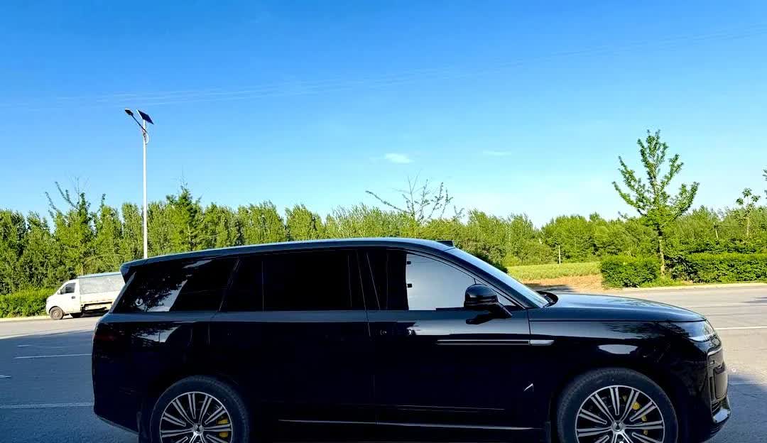 比亚迪腾势N9到底是不是“亲儿子”？
腾势N9上市两个月才听到销售破万台！BY