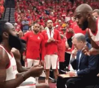 克里斯·保罗谈2018年与詹姆斯·哈登的激烈争执
克里斯·保罗加盟洛杉矶快船，意