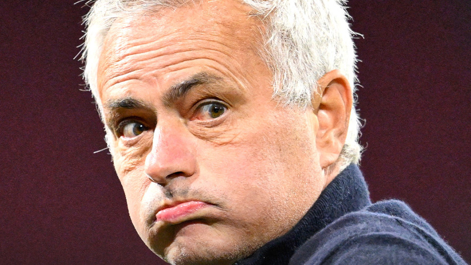 穆里尼奥欧冠首胜！2-0完胜4冠王，本菲卡终结4连败，附加赛有戏