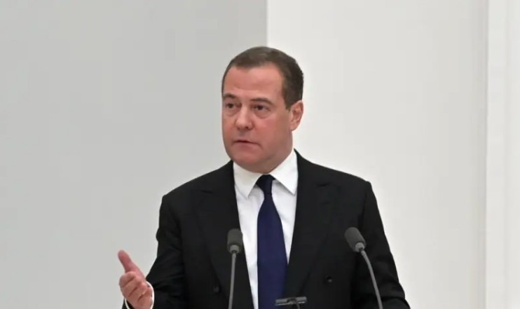 梅德韦杰夫批联合国秘书长言论











天呐！联合国秘书长竟然说泽连