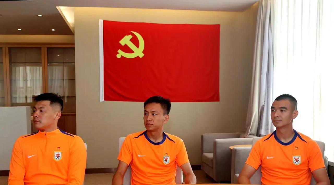7月11日傍晚，山东泰山足球俱乐部在社媒发文称，当日上午，俱乐部党支部开展了“深