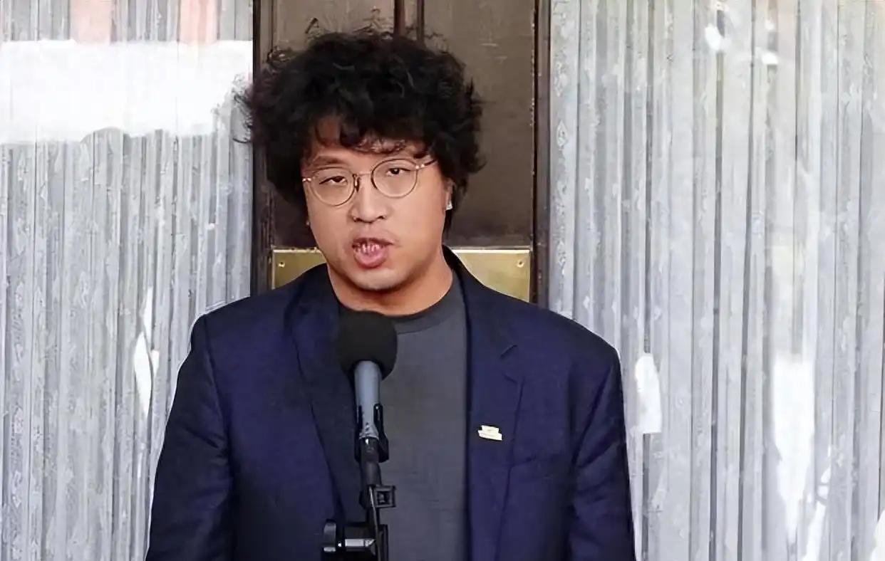 大陆惩戒父亲贸易公司，沈伯洋叫嚣：非常荣幸1年被制裁3次
国台办发言人朱凤莲5日