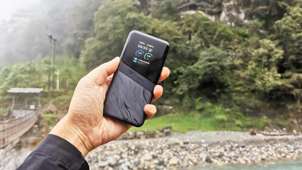 飞猫M50 5G随身WiFi评测：重新定义移动网络体验