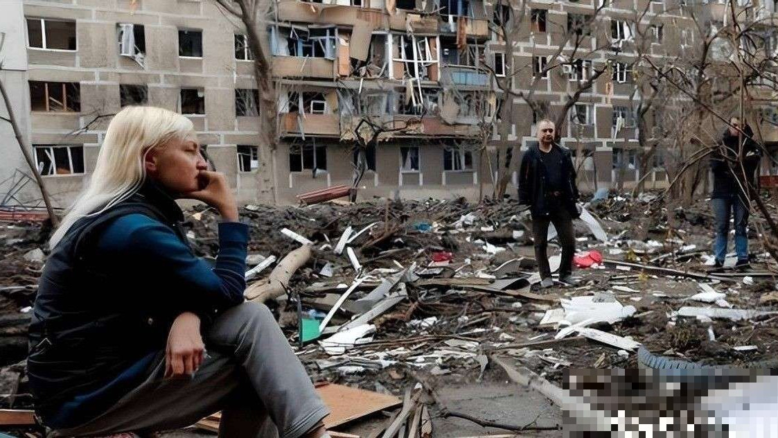 4年战争俄罗斯得到了啥？乌克兰能打多久？俄军每天消耗200亿美元