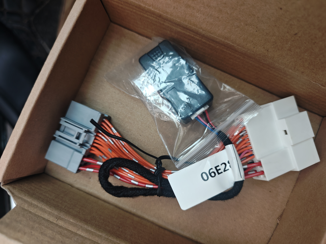 自动关闭启停和一键升窗
简单对插，自己动手搞了10分钟大概，主要实现启动就自动关