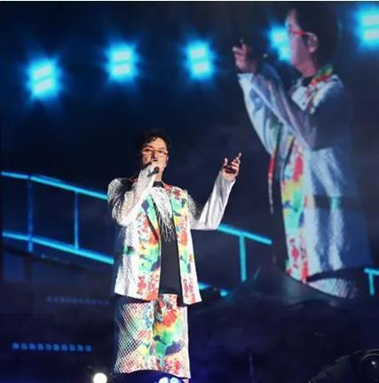 谭咏麟新加坡开唱前受访：当年在花拉公园认识Fandi Ahmad
香港演艺圈“不