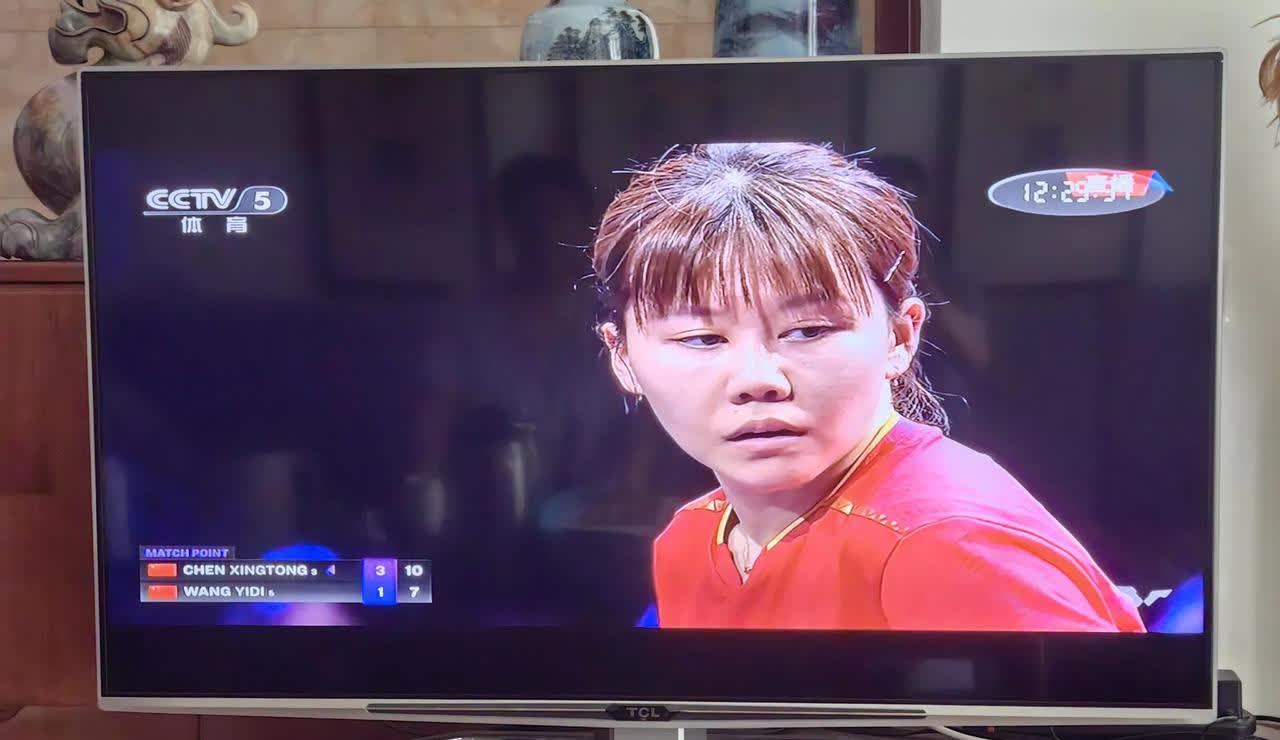 陈幸同在乒乓球日本冠军赛中，4比2战胜王艺迪，挺进决赛。这是双方公开较量13次中