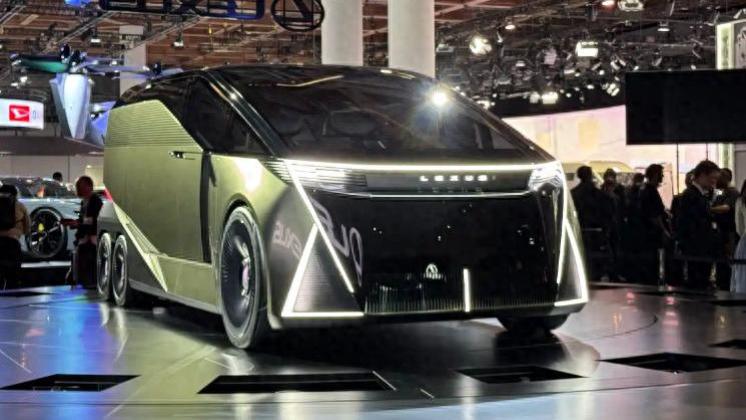 全新雷克萨斯LS官图发布：六轮MPV造型，定位超LM，不玩轿车了？