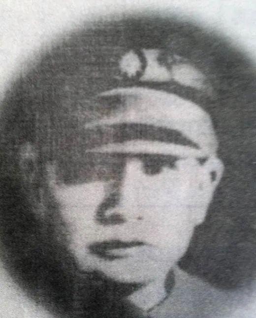 1942年，河南专员韦孝儒被人绑架后活埋。蒋介石大怒，让战区长官蒋鼎文严查，一查