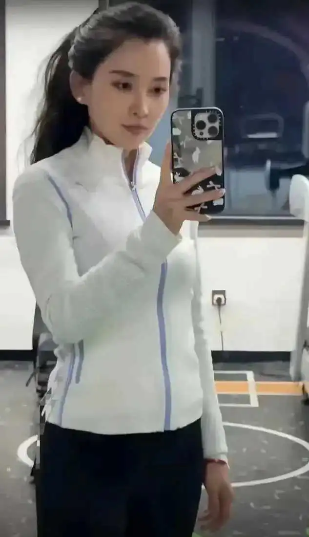 这是汪峰的新女朋友？
