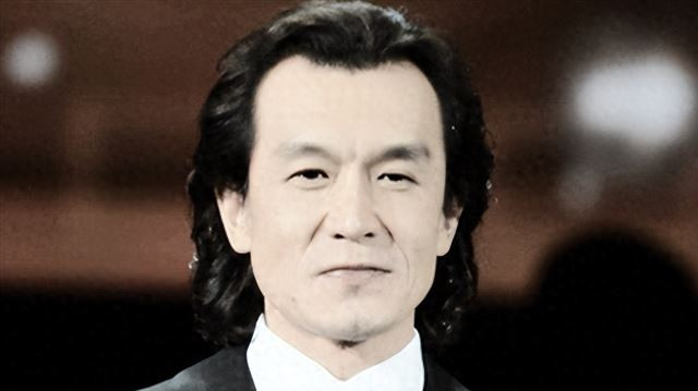 原来我们错怪李咏了，7年前葬身美国背负骂名，他有说不出的苦