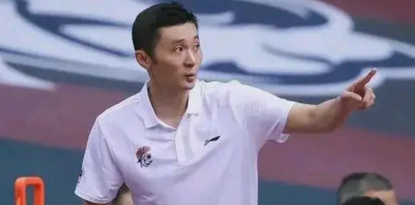 新疆、山西、辽宁男篮，新赛季开局遇到瓶颈。
昔日的三支强队，新疆、山西和辽宁，新