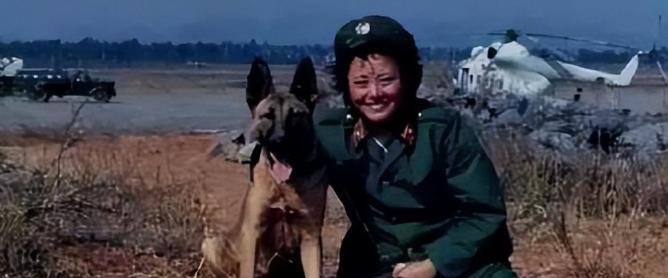 1978年，内蒙古一名女军医被一头公狼拦住，就在女军医做好赴死的准备，才发现公狼
