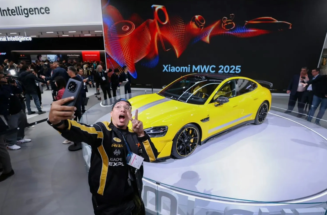 我曾经也认为小米没有核心研发能力，比较支持华为。我认识很多果粉，打算买特斯拉的朋