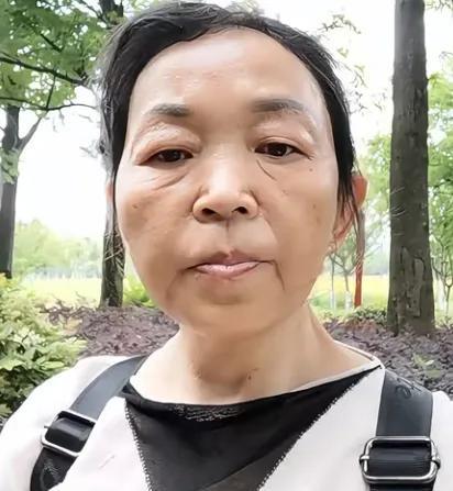 一刷才知道，
全网最崩溃的估计是罗帅宇爸妈！
儿子刚实习还没毕业，竟把单位那些见
