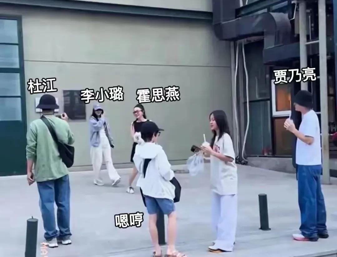 贾乃亮，真不敢相信。
都说好马不吃回头草，但贾乃亮是又让人刷新三观，以前没有任何
