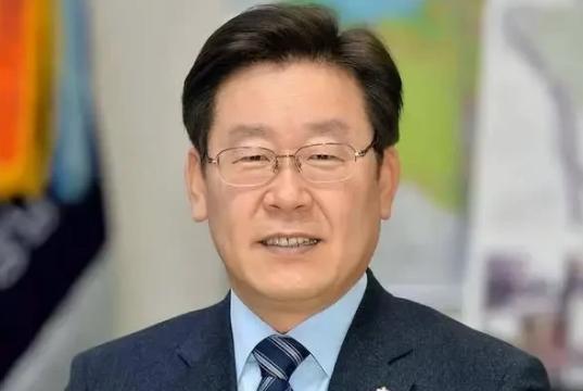 围堵中国使馆，中国正式发函韩国，这一次，中方动真格了。不是抗议，不是警告，是一纸