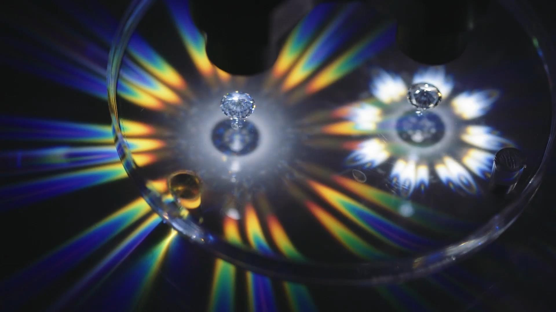 珠宝知识 | 莫桑钻与天然钻石：核心区别解析