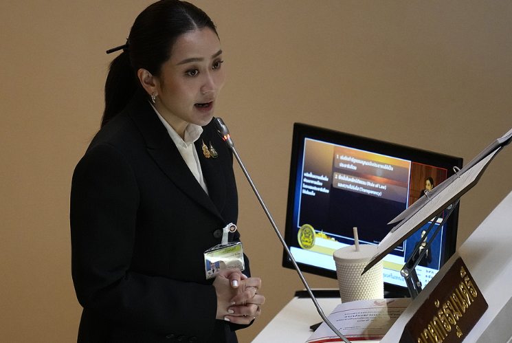 文化部长的