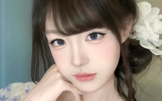 未婚妻瞒着我怀上前男友的孩子，还想要我当接盘侠，我当众让她身败名裂！