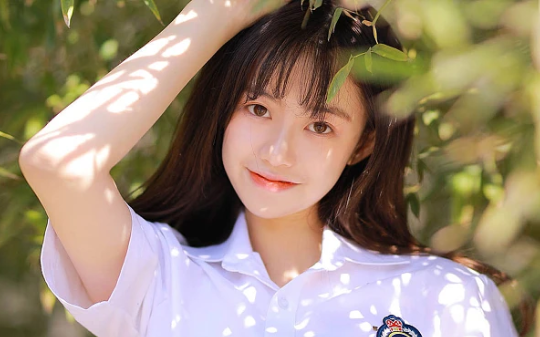 女友在婚礼上和白月光私奔，还对我百般羞辱， 五年后她回来，我让她后悔莫及！